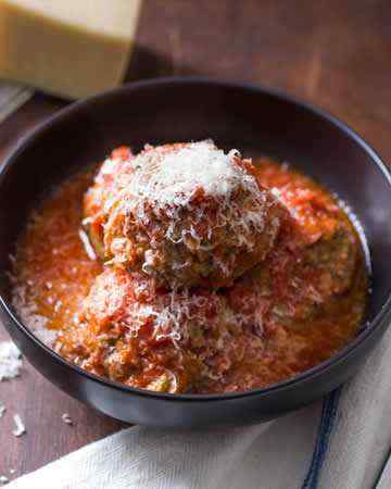 american-italianmeatballsredsauce