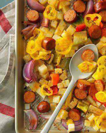 american-mississippi-roastedsausagepotatoespeppers