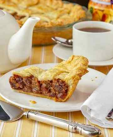 canadian-newfoundland-rumraisinpie