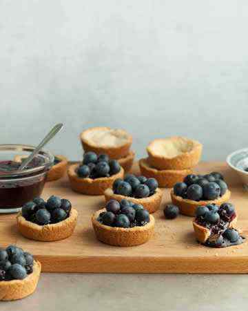 canadian-nwt-berrytarts