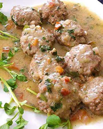 elsalvadorian-tortitascarnesalsatomate