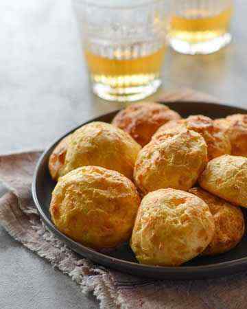 french-gougeres