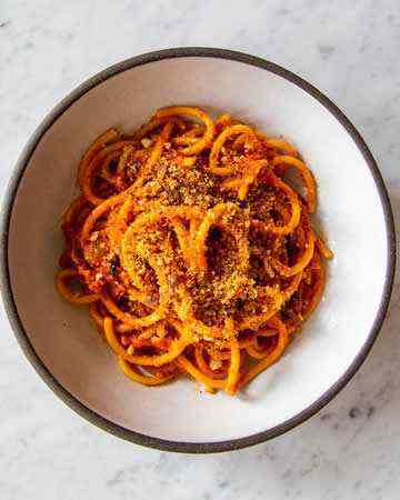 italian-pastaanciuovamuddicaatturrata