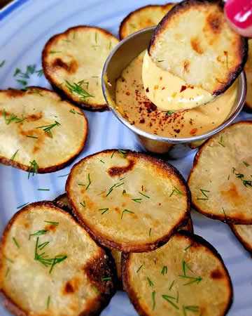 airfryer-saltvinegarpotatochips