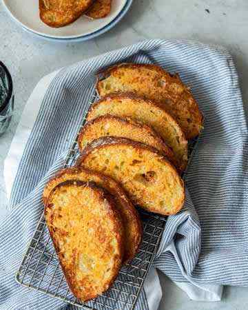 parmesancheesecrisps