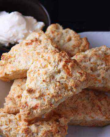 applecheddarscones
