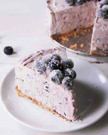 lemonblueberrymoussecake