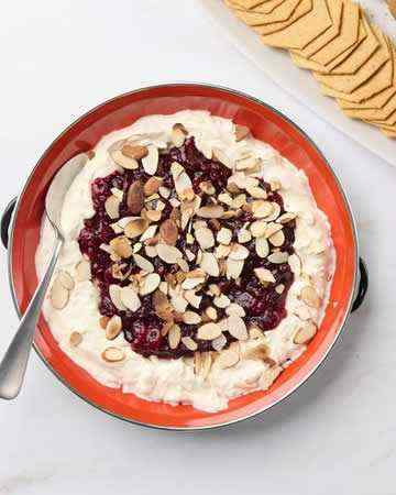 cranberrycreamcheesedipalmonds