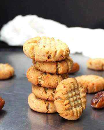 almondflourshortbreaddates