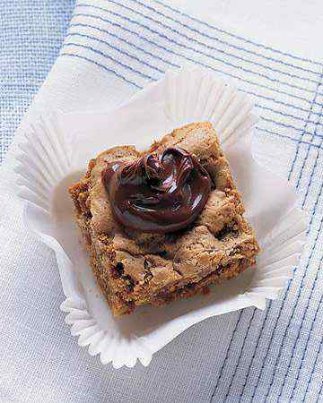 hazelnutblondies