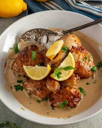chickenyogurtsauceprotein