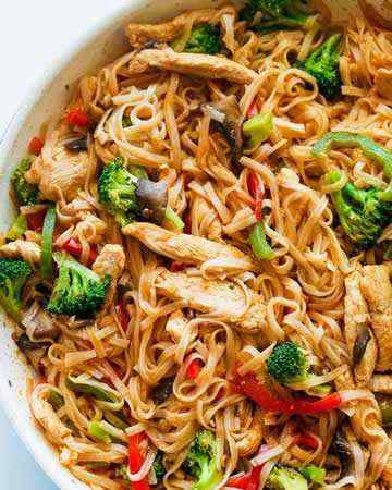 chickenstirfryricenoodles