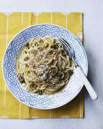 pastaanchoviesgarliccream