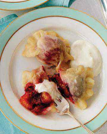 pierogiitalianplumfillingspicedsourcream