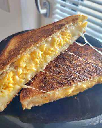 scrambledegggrilledcheese