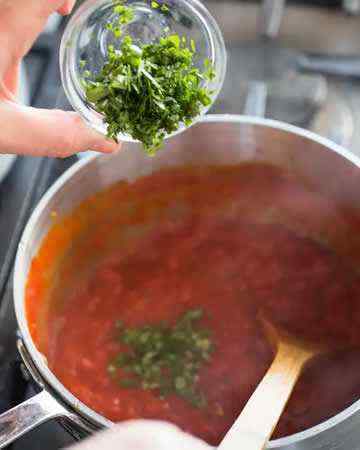 tomatosaucesimple