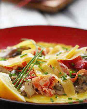 lobsteromelettemushroomsgouda