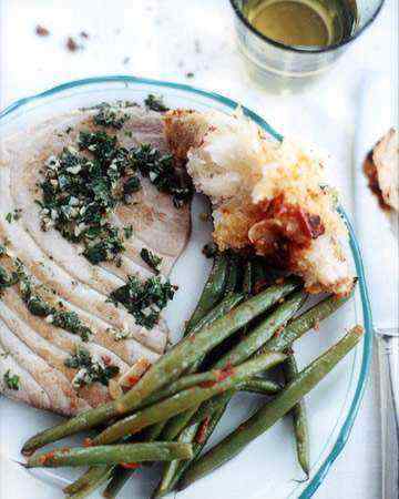 tunasteaksmintsauce