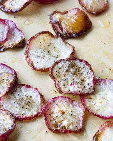 bakedradishchips